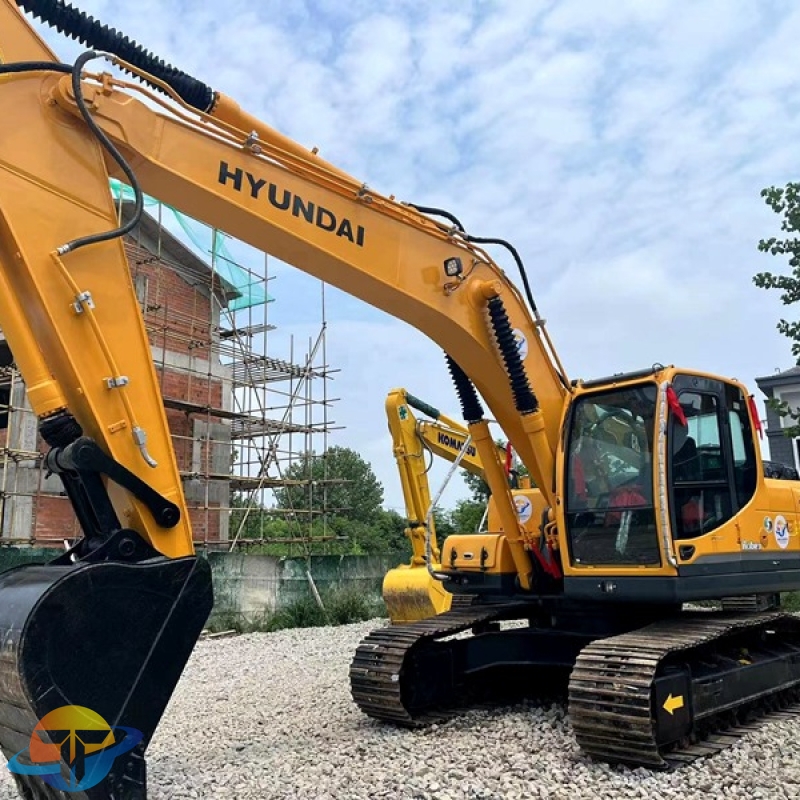 Yundai R220-9S excavator second-hand excavation energy consumption good price cost performance