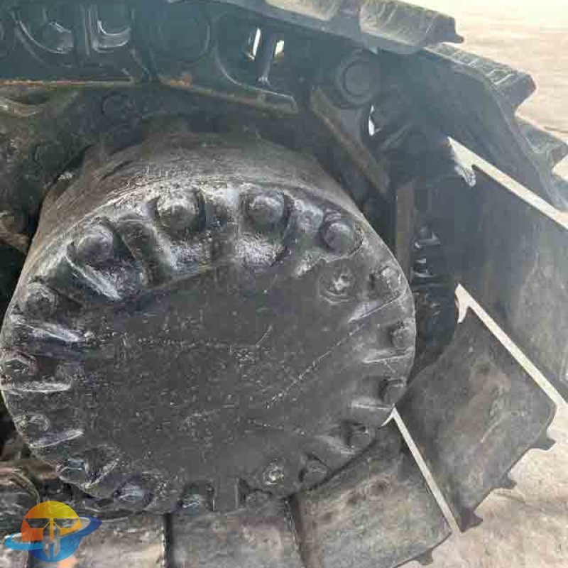 Hot-selling Caterpillar 323D2L excavator, used construction equipment, heavy-duty large excavator.