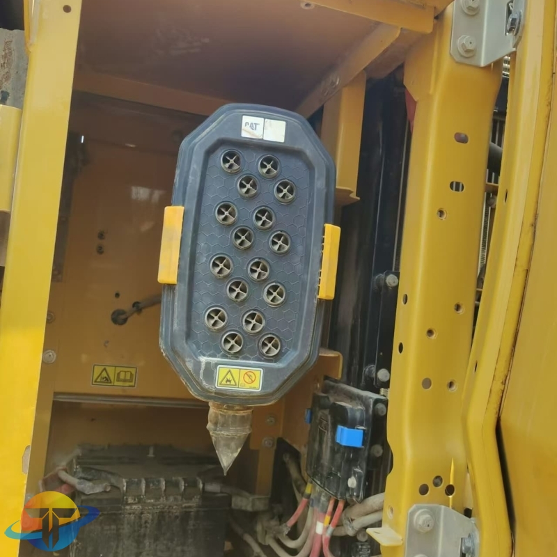 Low price Caterpillar 320GC excavator used crawler excavator high quality guarantee