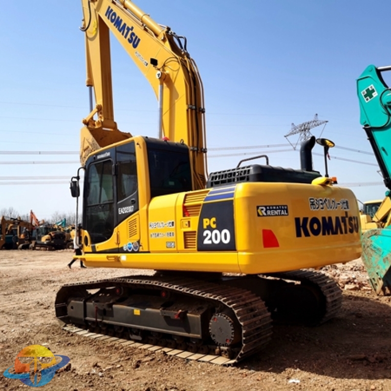 used used Komatsu PC200-8 excavator high efficiency excavator direct sales