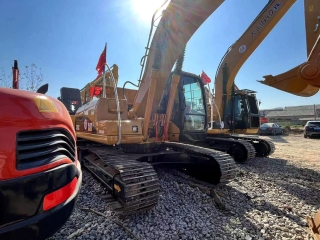 Caterpillar CAT320C excavator