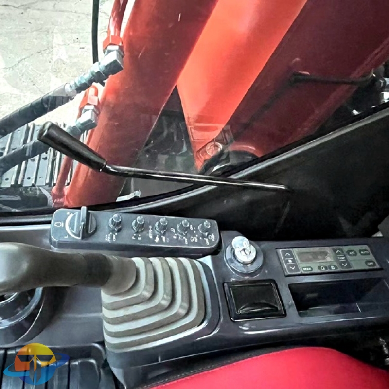 Hitachi ZX70 excavator second hand cheap excavator for sale