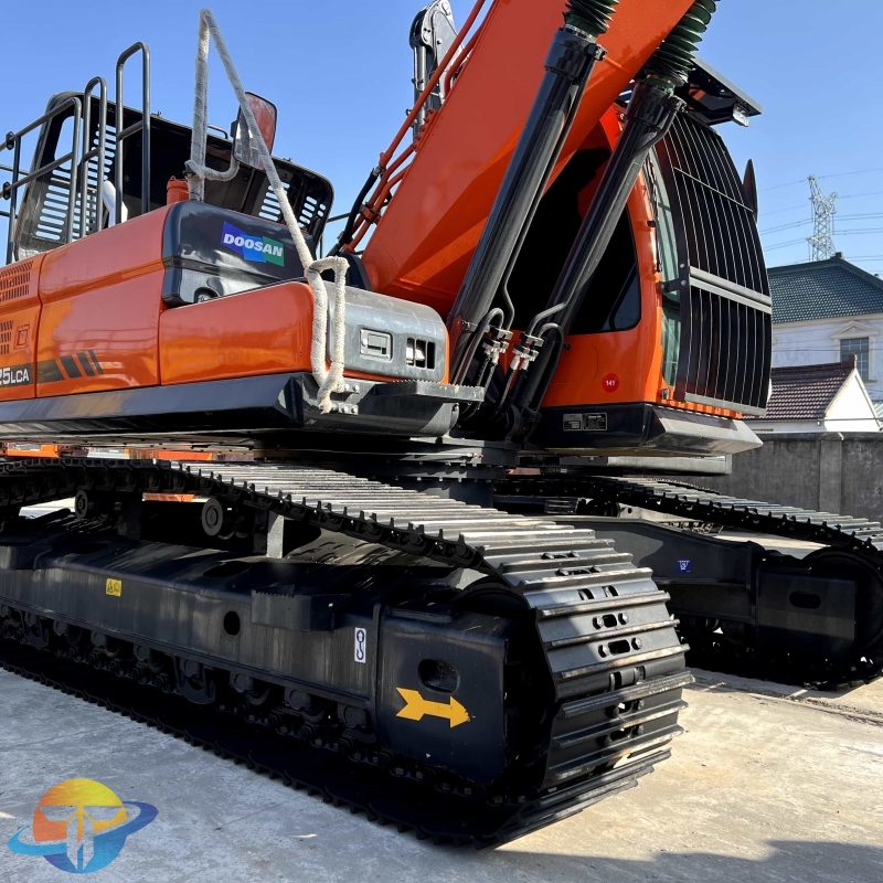 Low price second-hand excavator Doosan DX225LC excavator crawler excavator high quality after-sales guarantee