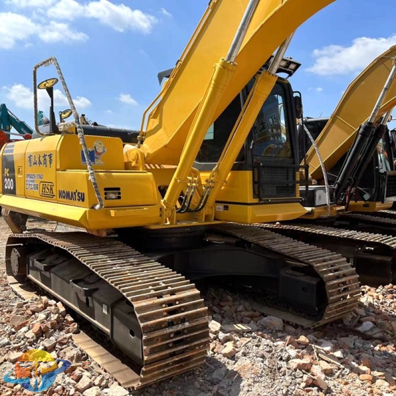 Second-hand Komatsu PC200-8 excavator crawler excavator for sale