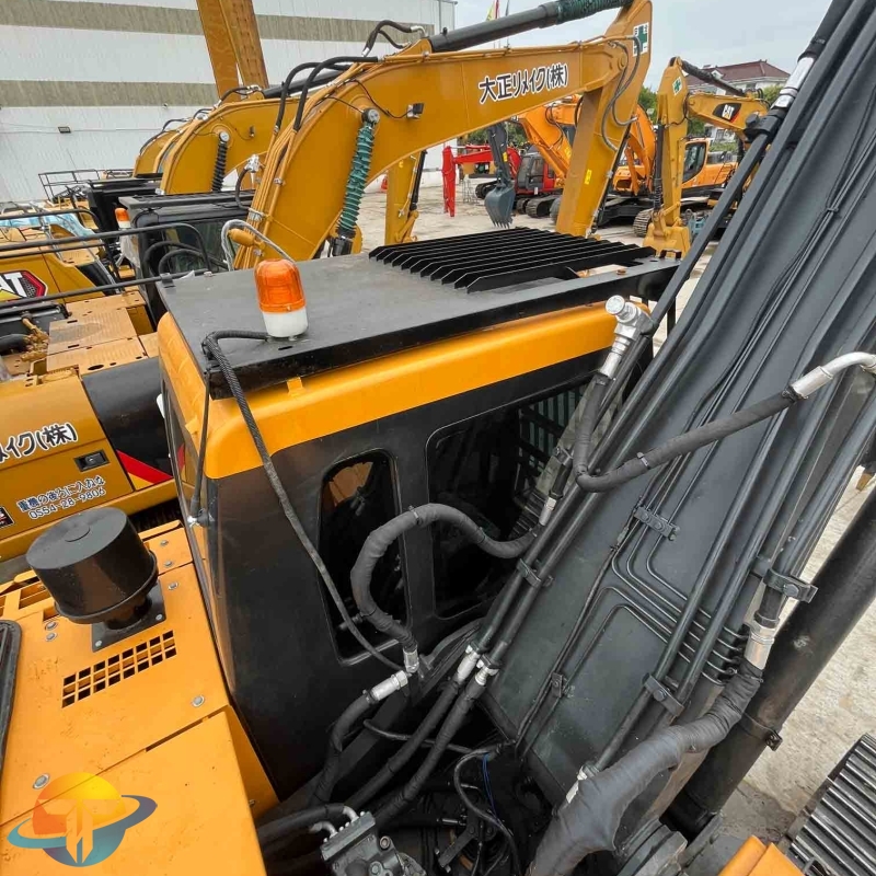 Hyundai 220LC-9S used hydraulic excavator is environmentally friendly and low energy consumption and is hot selling.