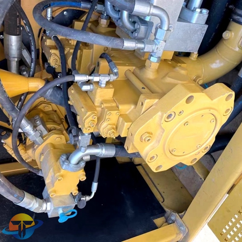 used Caterpillar CAT390DL excavator less working time high quality low price