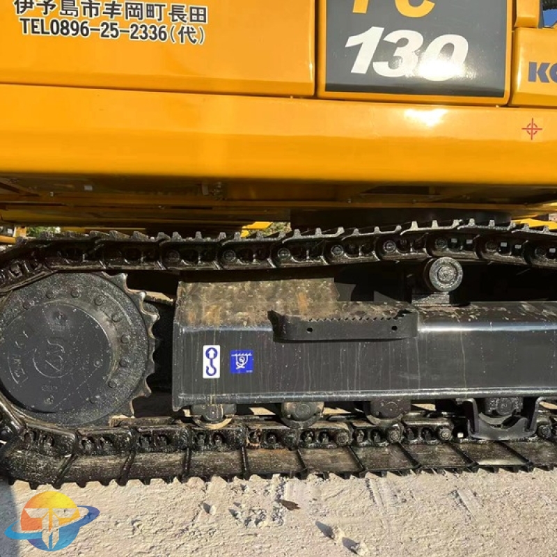 Komatsu PC130-7 excavator small excavator used construction machinery for sale