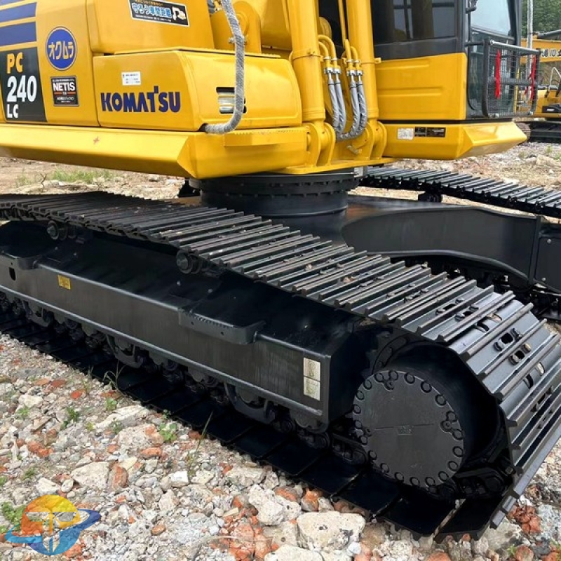 Used Komatsu PC240-8 excavator high quality excavator for sale at low price