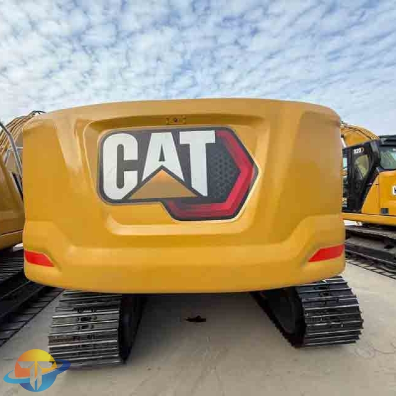 Used Caterpillar CAT323 excavator, low working time, high-altitude loading, used construction machinery for sale.