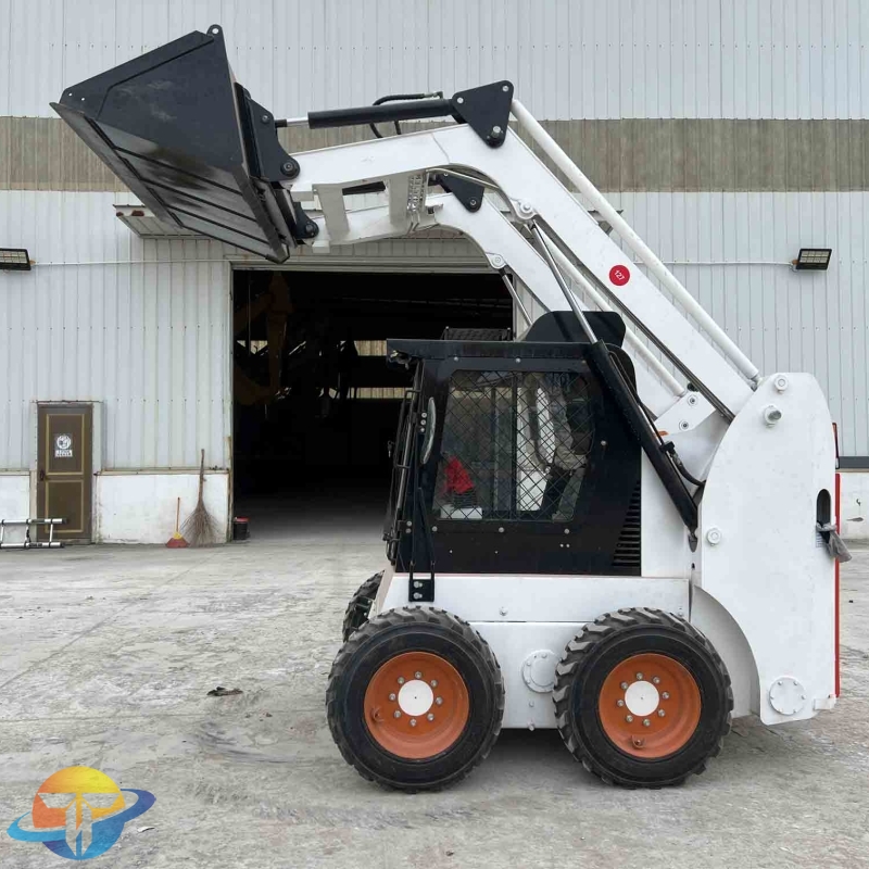 Second hand skid steer loader high operation low price reasonable use