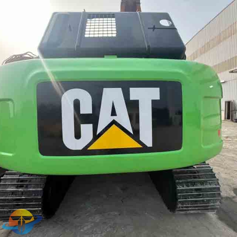 Hot-selling Caterpillar 323D2L excavator, used construction equipment, heavy-duty large excavator.
