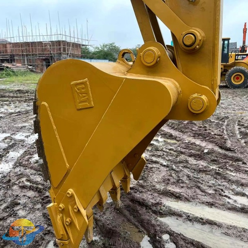 Japanese original Caterpillar CAT320D2L excavator second-hand crawler excavator for sale at a low price