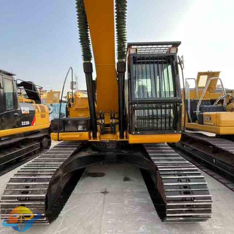 Original Caterpillar CAT320D2L excavator, used in construction, in good condition and for sale.