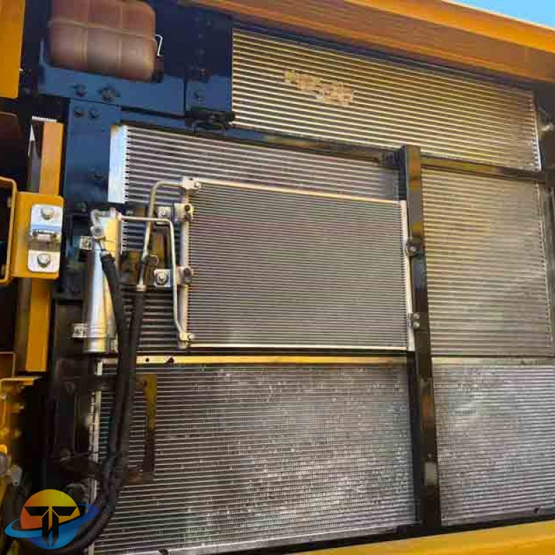 Caterpillar CAT345GC excavator, heavy-duty mining and engineering machinery, top-quality used excavator.