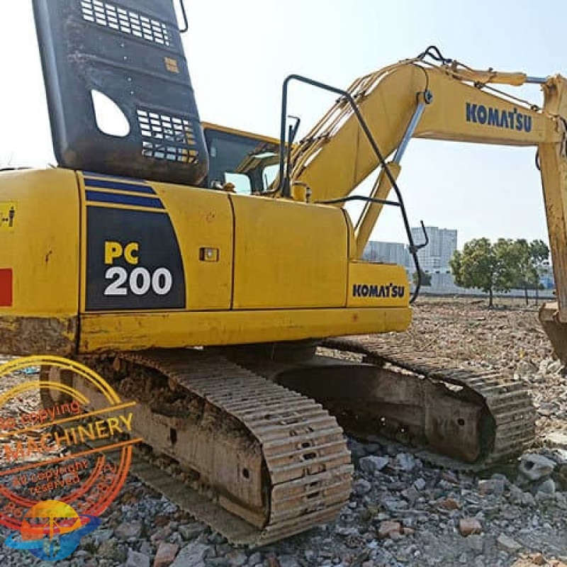 Second-hand excavator original Japanese Komatsu PC200-8M0 Excavator spot low price