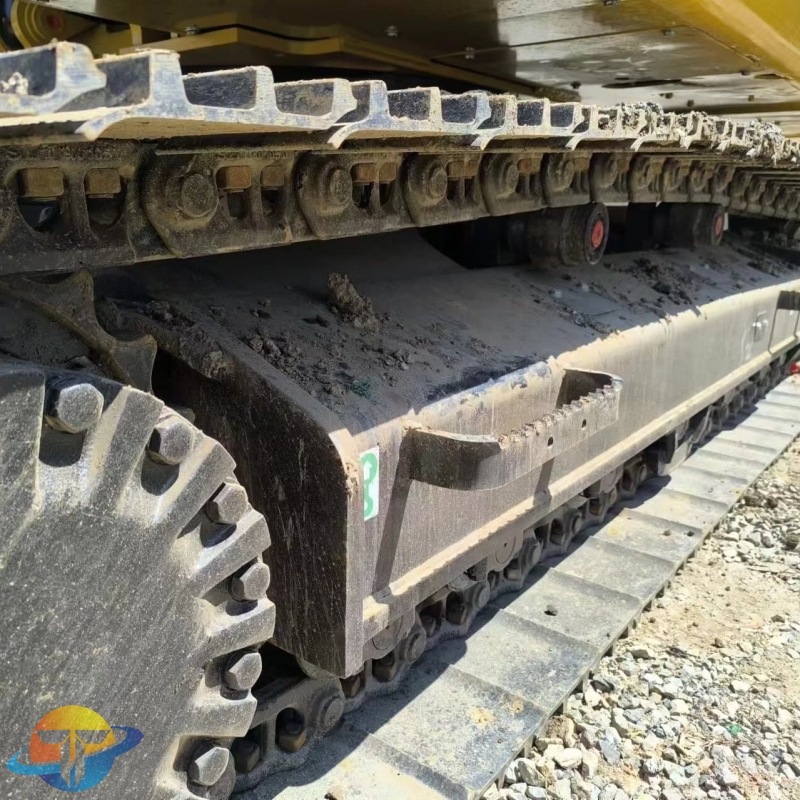 High quality second-hand excavator Caterpillar CAT320D2L excavator cheap and easy to operate