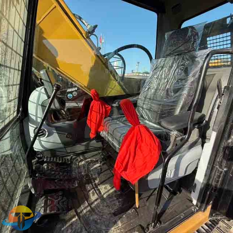 Caterpillar CAT320D2L excavator with low working hours, powerful performance, and readily available for sale.