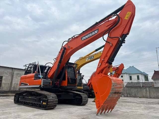 Doosan DX260LC-9C excavator