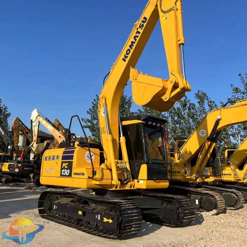 Komatsu PC130-7 excavator small excavator used construction machinery for sale