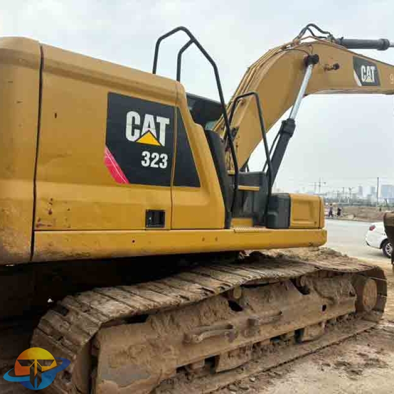 2018 Caterpillar CAT323 high-spec original used excavator, reliable quality, large earthmoving machinery.