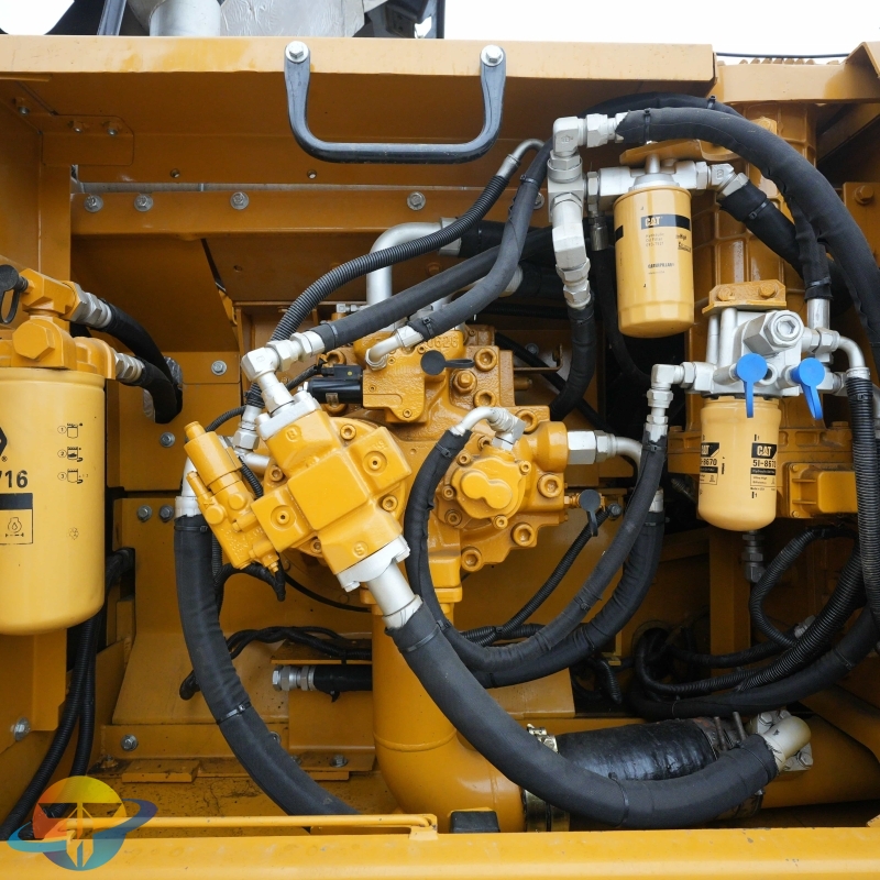 Original Caterpillar CAT330D2L excavator used excavator with excellent performance for sale