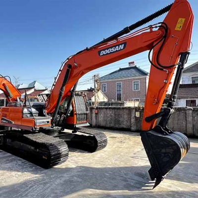 Doosan DX300LC-9C excavator