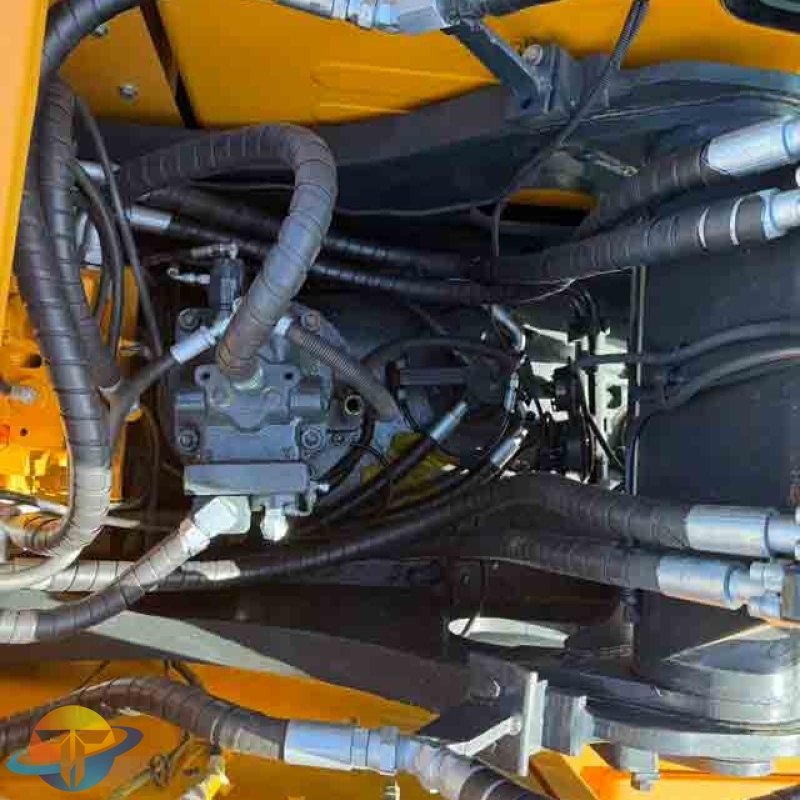 Hot-selling Hyundai HX220S excavator, a used tracked excavator with excellent performance, is available for sale.