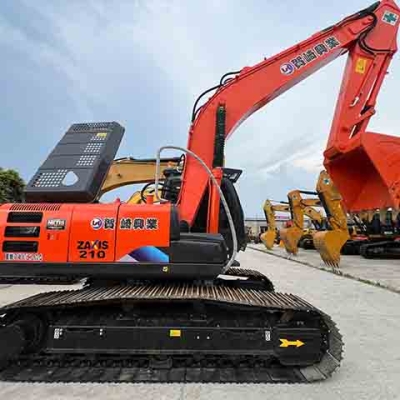 Low price Hitachi ZX210 excavator crawler excavator used excavator for sale
