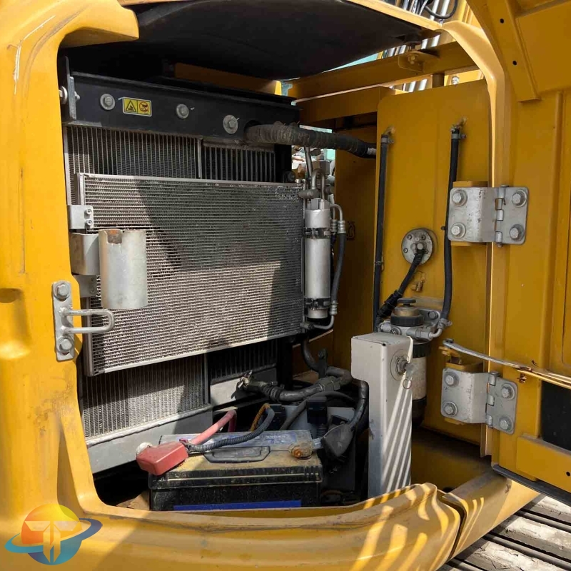 Original second-hand high-quality machinery Caterpillar CAT307 excavator for sale at a favorable price and high cost performance. Highly recommended