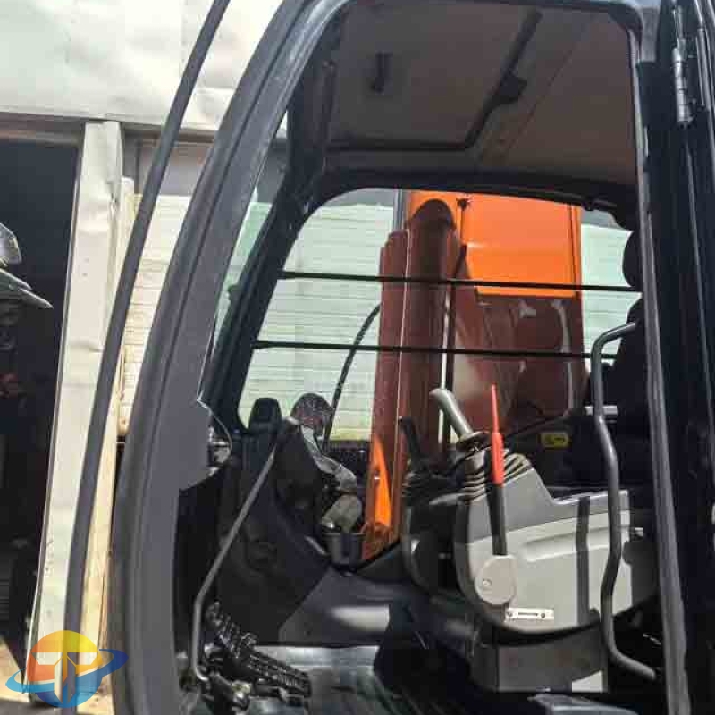 Used Hitachi ZX240 excavators are for sale at low prices. High quality, energy-saving and environmentally friendly. Hot direct sales