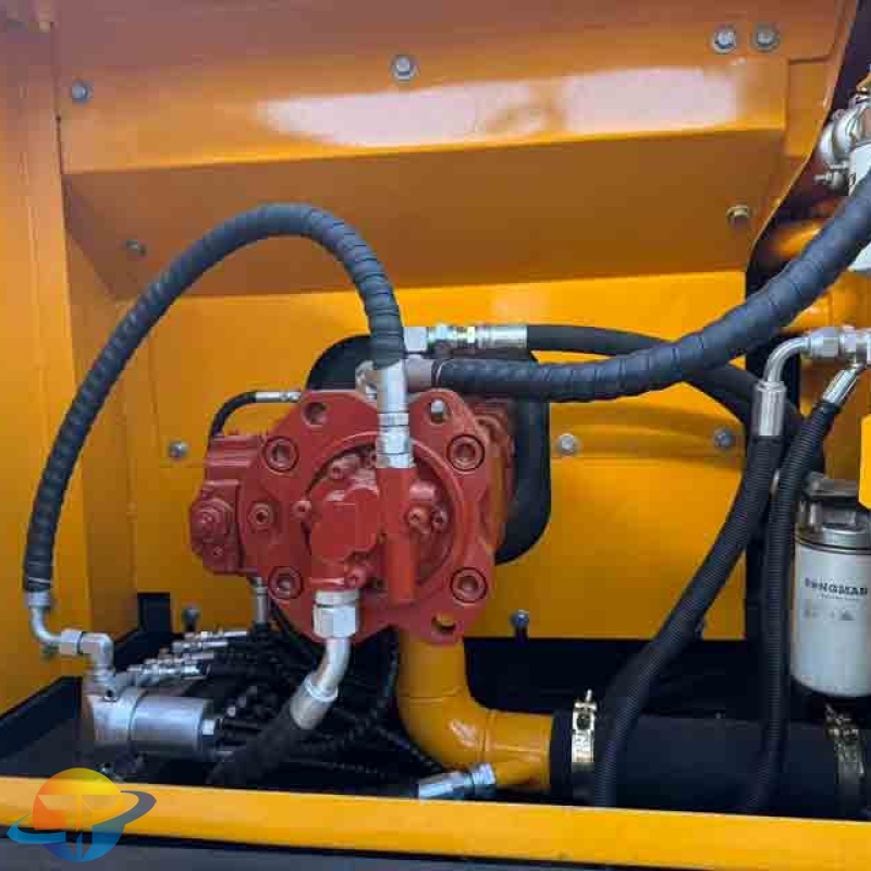 Hyundai HX220S excavator, high performance, in good condition, ready for construction use and for sale.