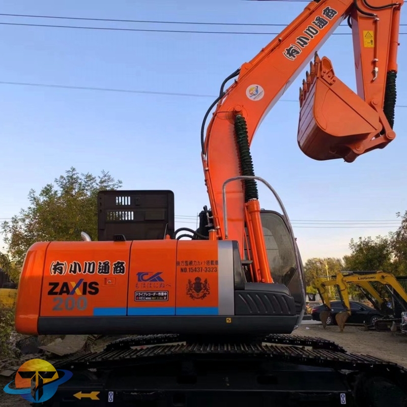 Japanese original second-hand Hitachi ZX200 excavator cheap price