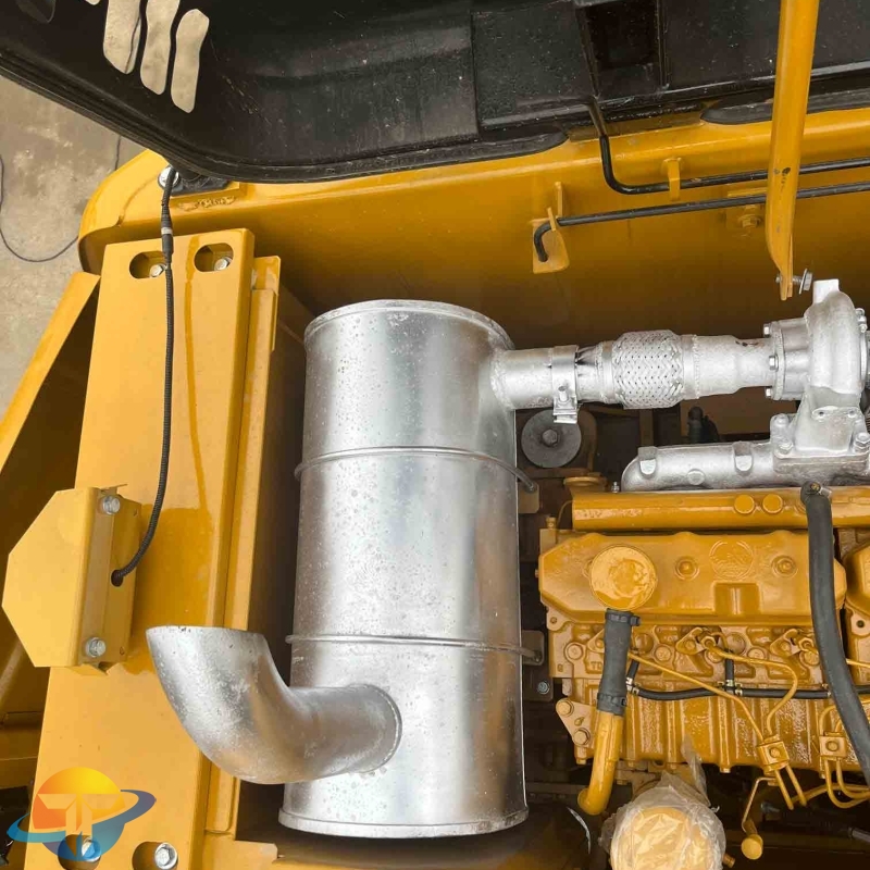 2022 Japanese original Caterpillar 323D2L direct injection excavator heavy machinery used excavator for sale.