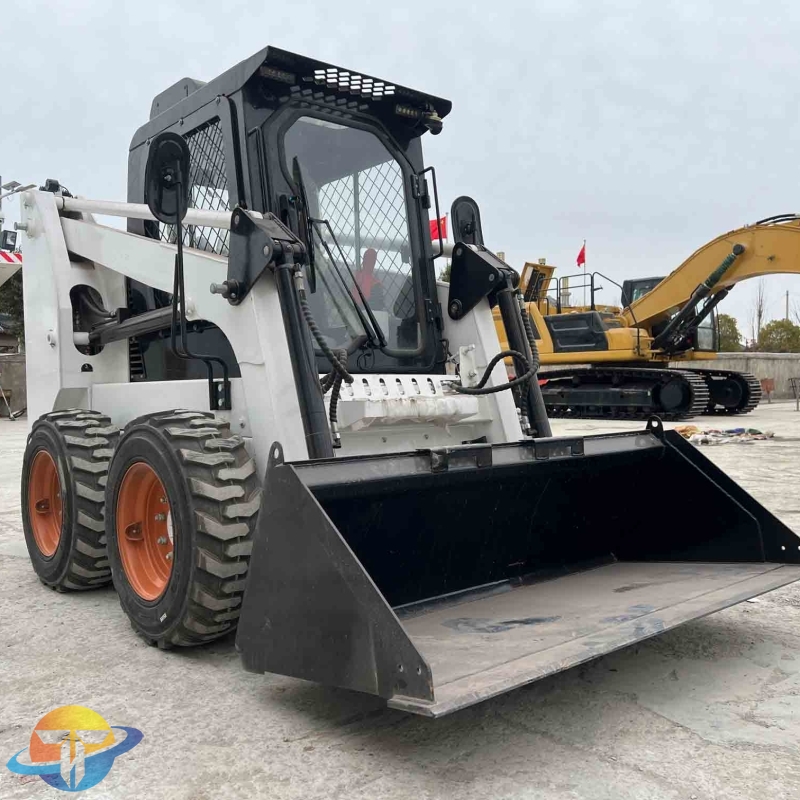 Second hand skid steer loader high operation low price reasonable use