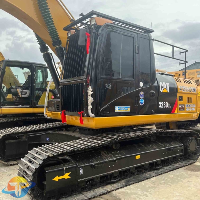Caterpillar 323D2L Excavator Used Equipment Heavy Machinery Crawler Excavator in good condition for sale.