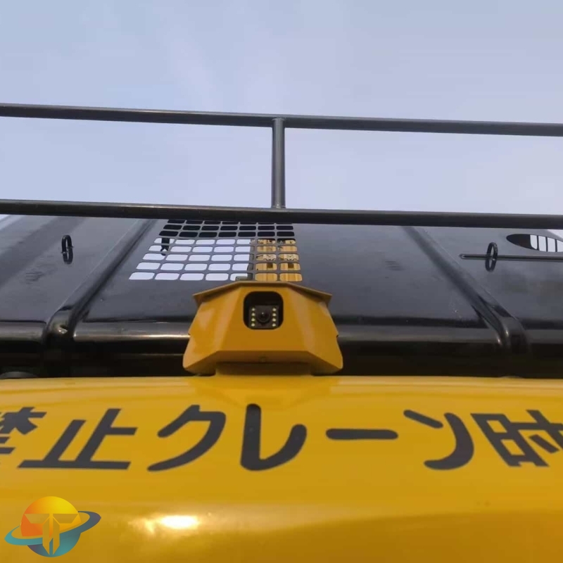 Used high quality Caterpillar 323D2L excavator to meet different construction needs at low prices