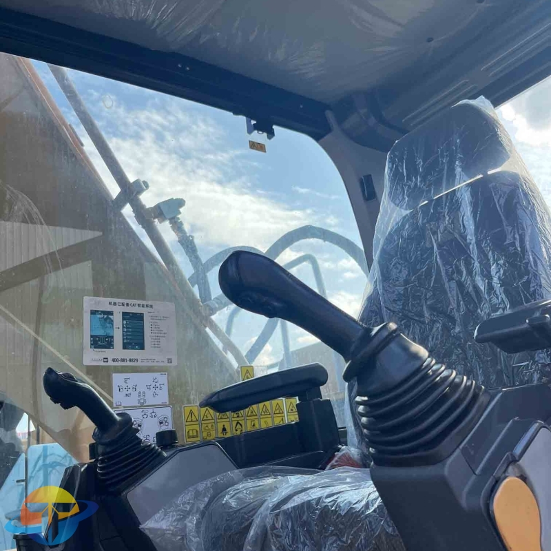 2022 genuine Caterpillar 323 excavator used construction machinery in good condition for sale.