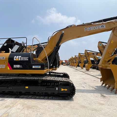 20 ton medium excavator used Caterpillar CAT320D2L excavator high quality direct sales