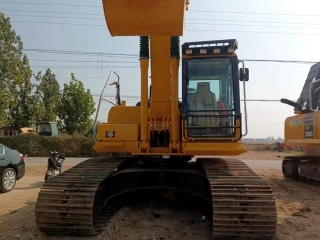 Komatsu PC220-8 EXCAVATOR(80CM track)