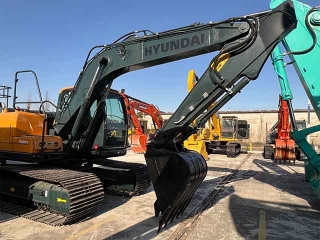 Hyundai R150LC-9 excavator