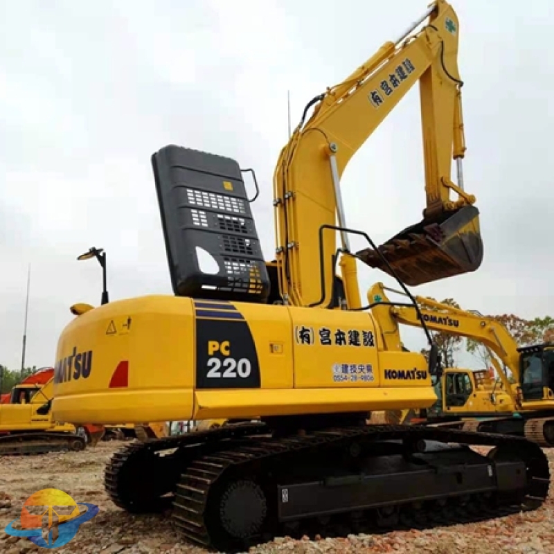 used Komatsu PC220-8 excavator core parts at low price