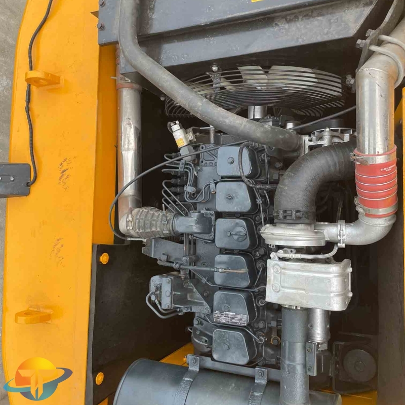 Hyundai 220LC-9S excavator top quality large construction machinery 22 tons machine with powerful engine for sale.