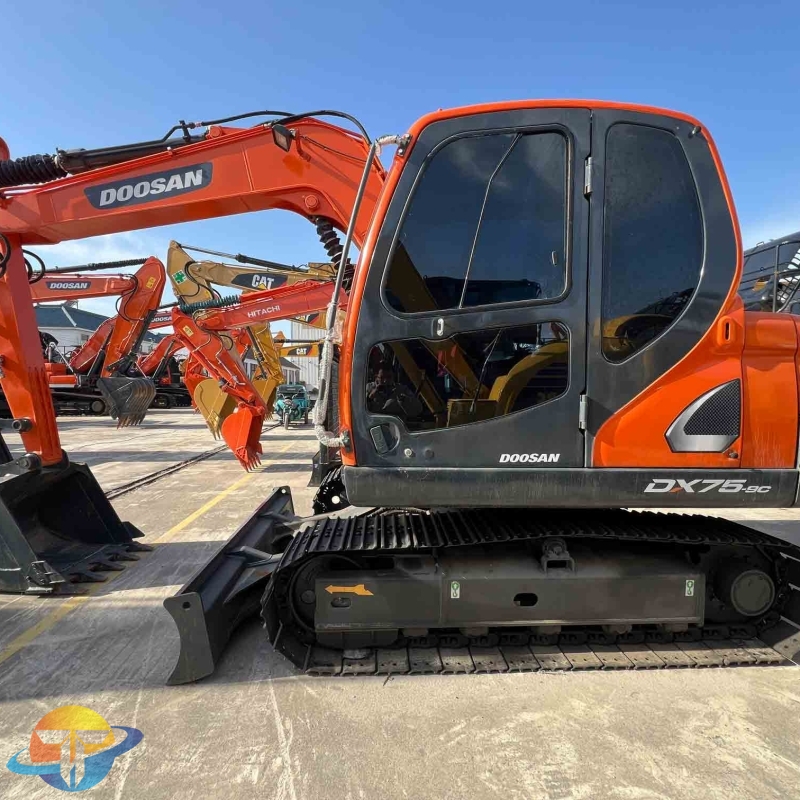 Reliable machine Doosan DX75-9C excavator second hand machine good working condition good price