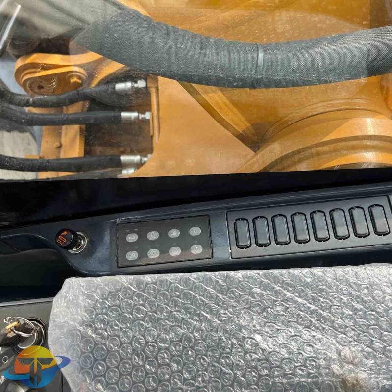 Hot sale Caterpillar 320D2L excavator imported high-performance second-hand excavator at a low price