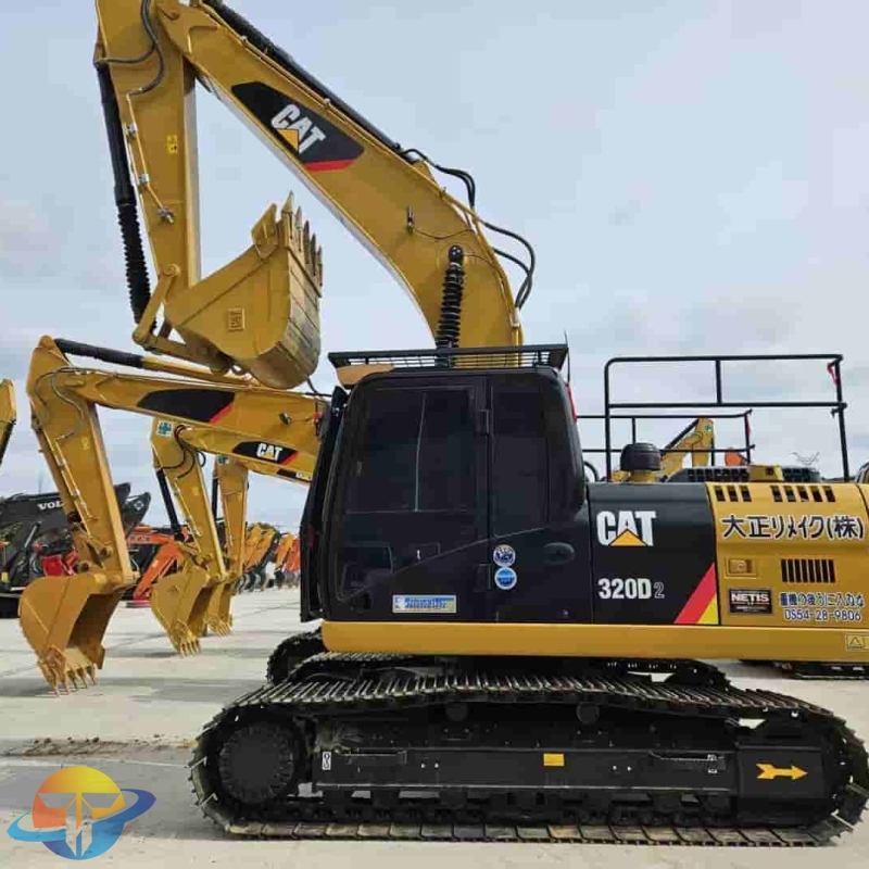 Hot sale original used Caterpillar CAT320D2 excavator in good condition, low working hours and low price