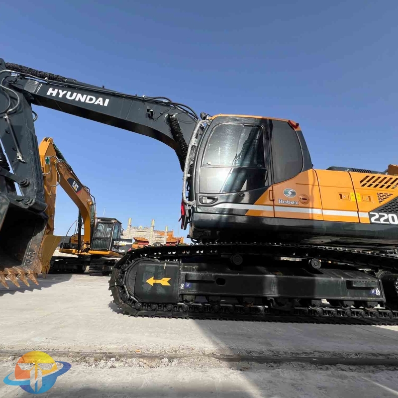 Used high quality excavator Hyundai 220LC-9S excavator Top performance and quality Now for sale at a low price