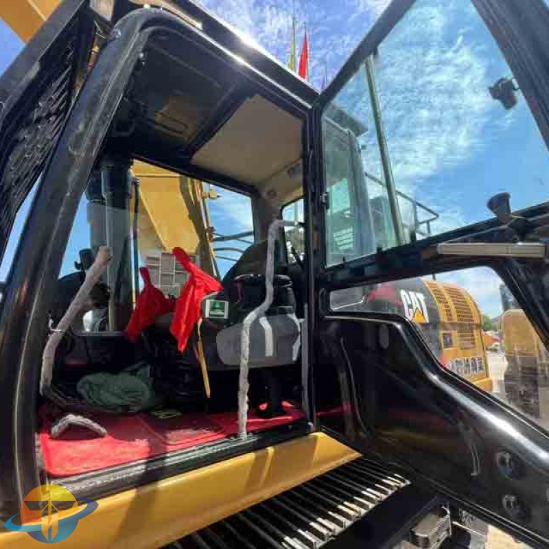 Japanese second-hand excavator Caterpillar CAT320D2L excavator high quality 20 tons cheap for sale