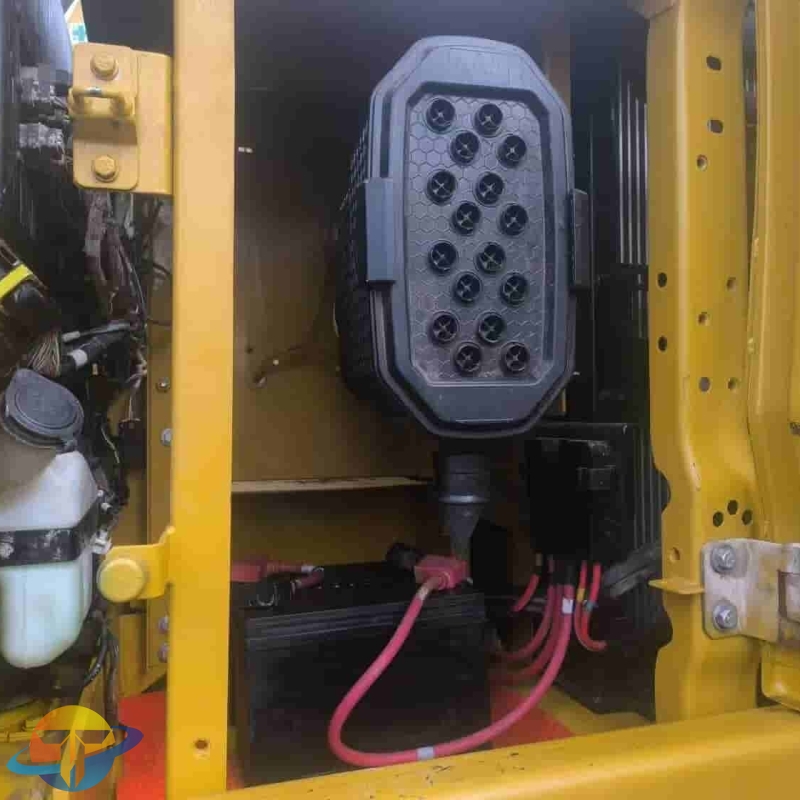 Great value used Caterpillar CAT 323 excavator Used crawler excavator Spot price cheap