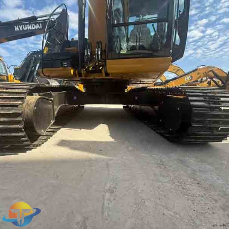 Used Caterpillar 323D2L excavators are high-quality construction machinery with good prices and are selling well.