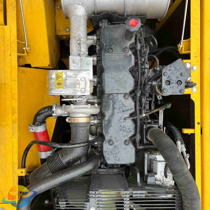 Used Komatsu PC200 excavator used construction equipment environmentally friendly cheap price